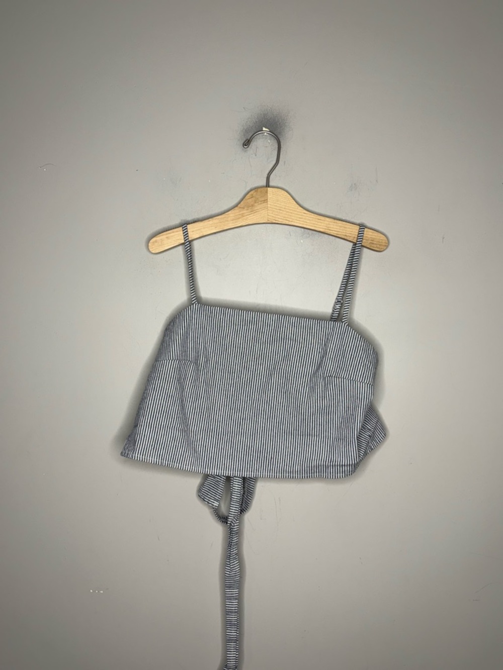 Brandy Melville White Blue stripe Tie Back Crop Top - Picture 5 of 7
